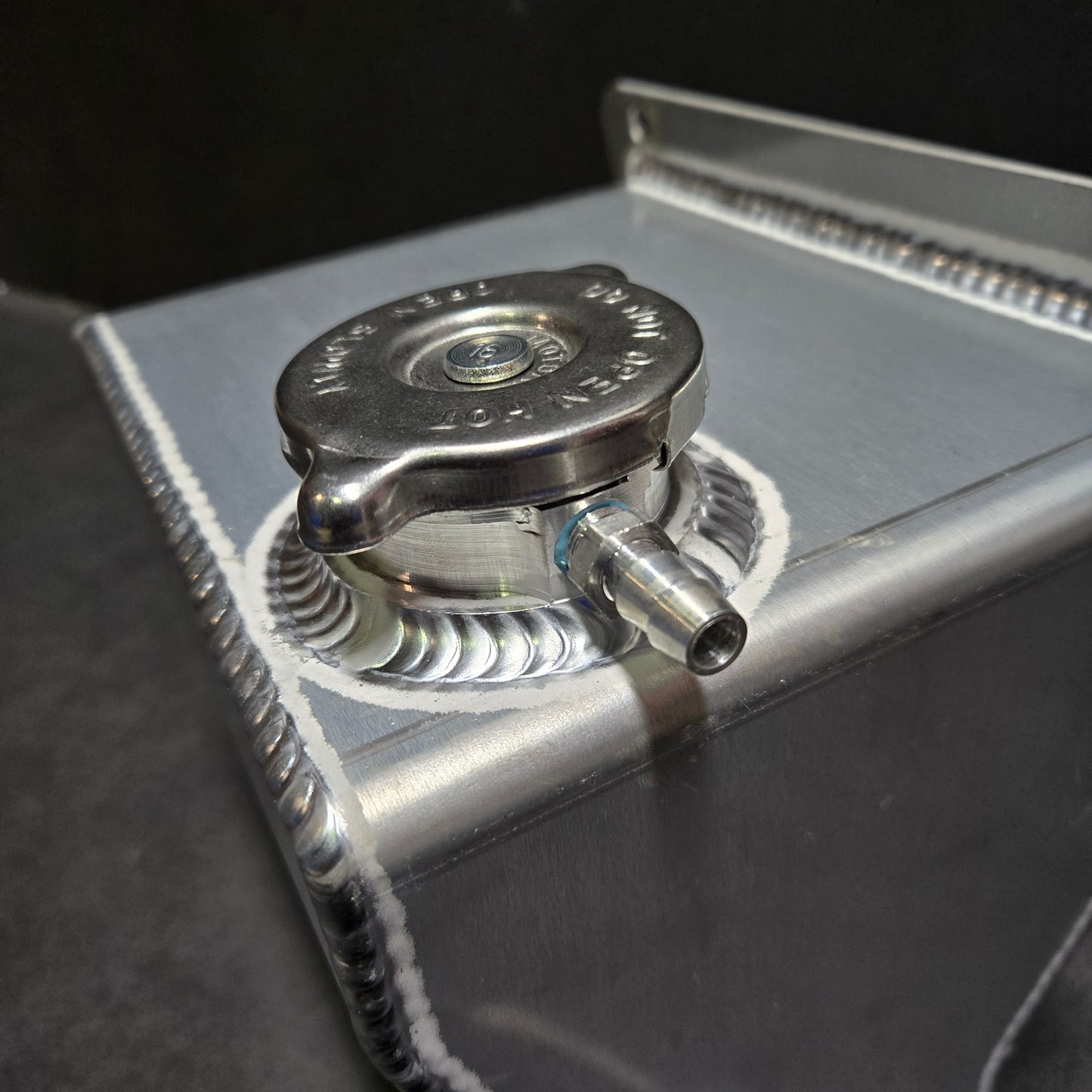 1993-1998 GMT400 (C/K1500) 6.5L Diesel Coolant Reservoir