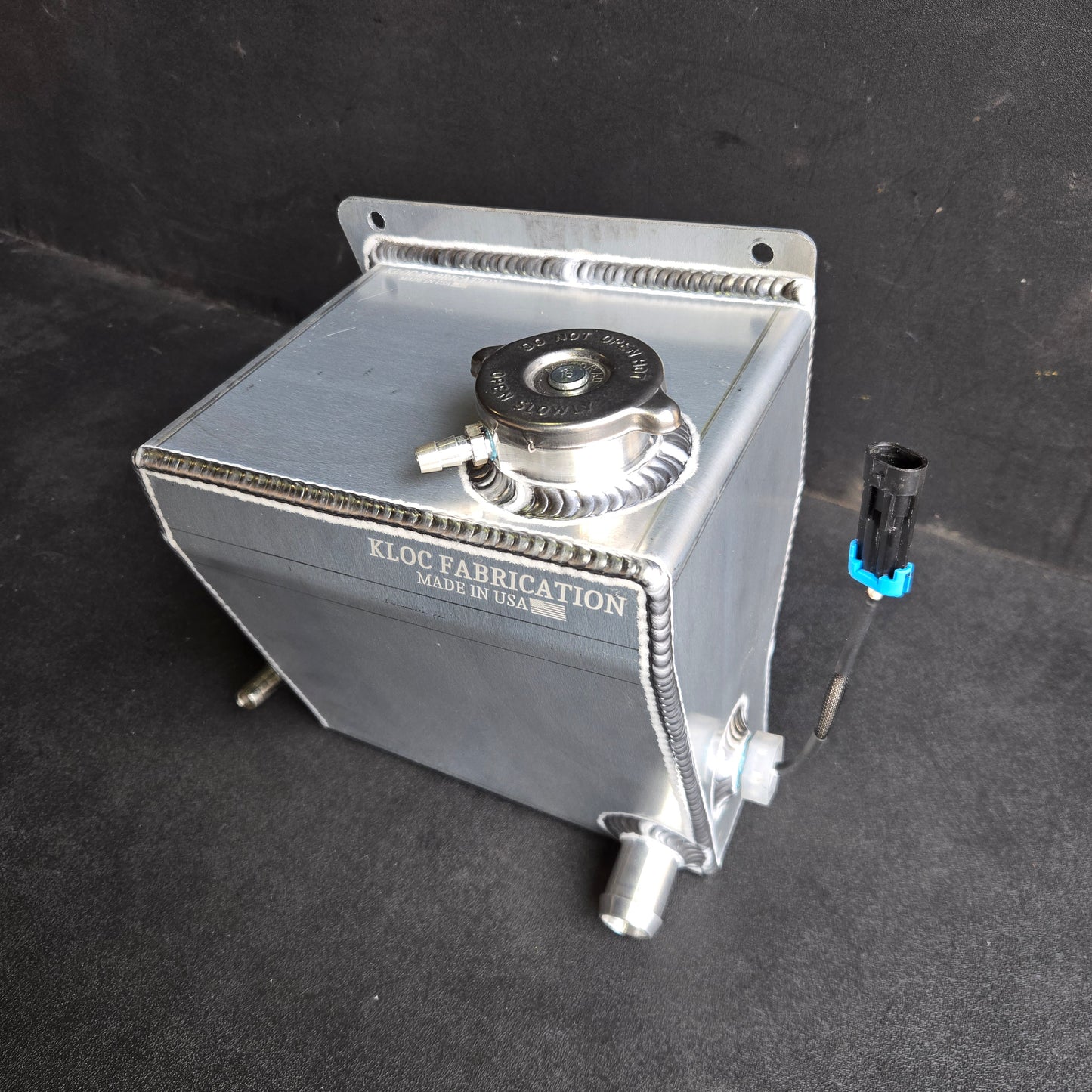 1993-1998 GMT400 (C/K) 6.5L Diesel Coolant Reservoir