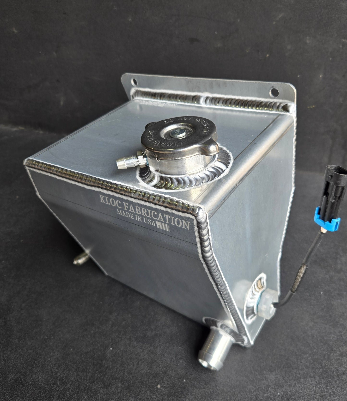 1993-1998 GMT400 (C/K) 6.5L Diesel Coolant Reservoir