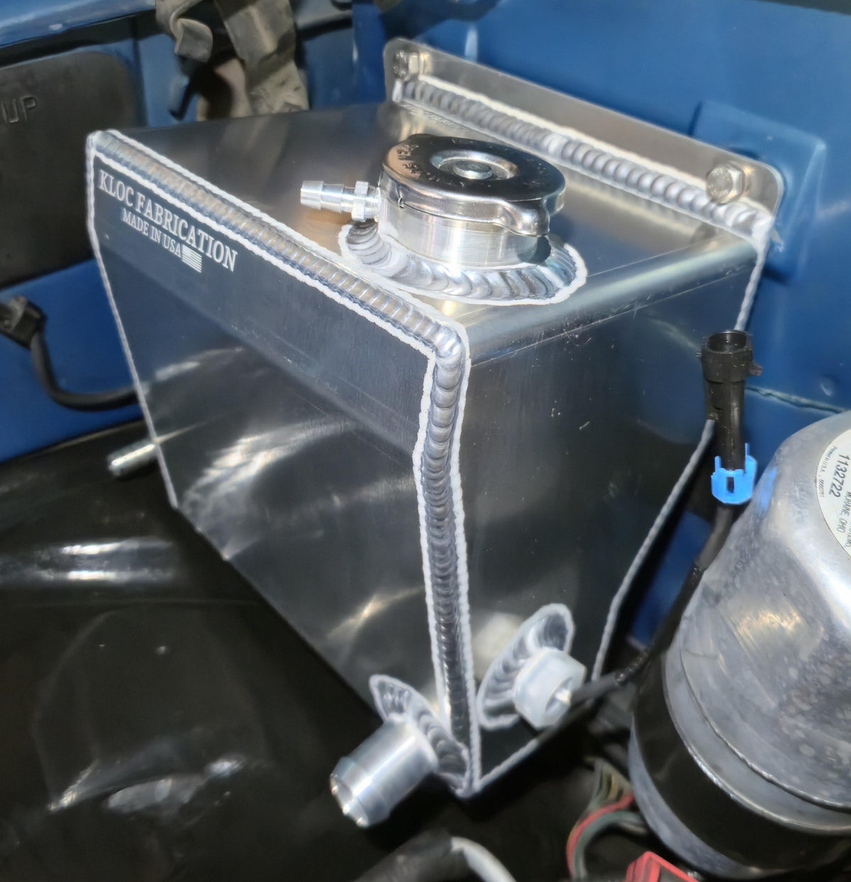 1993-1998 GMT400 (C/K) 6.5L Diesel Coolant Reservoir