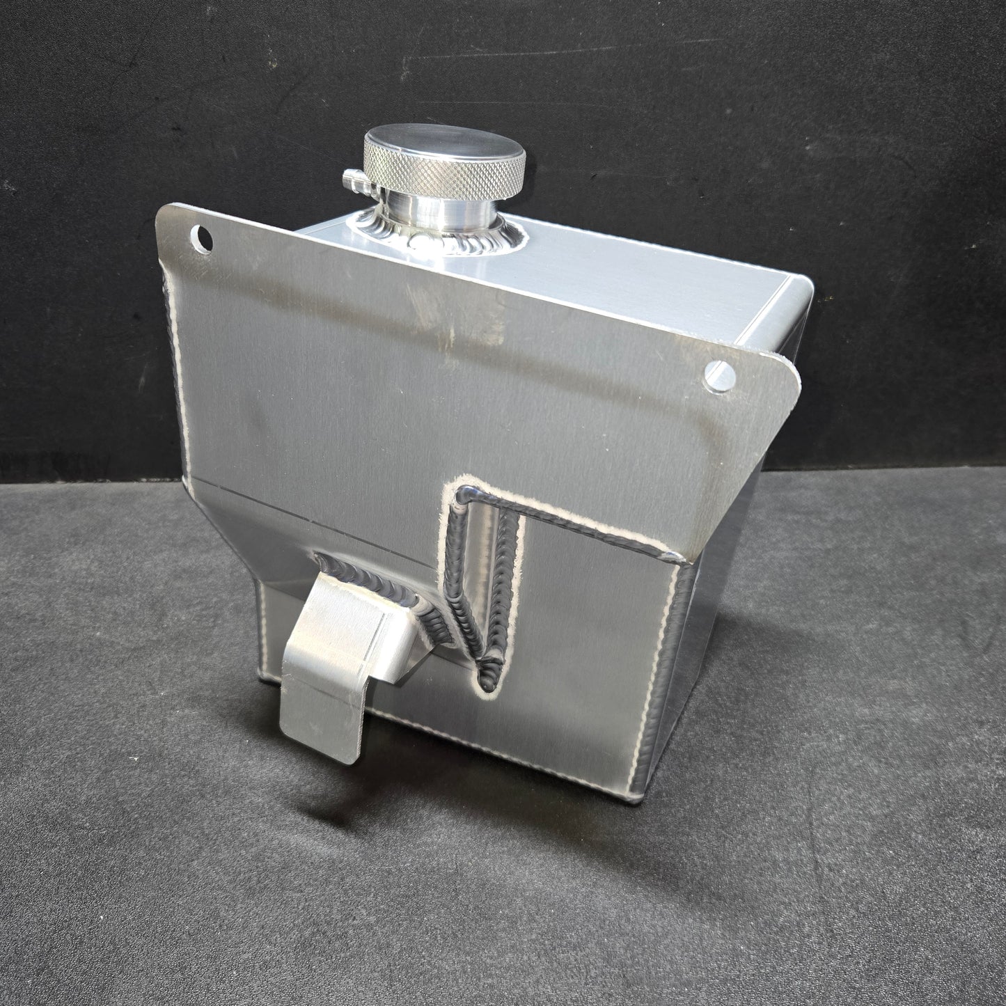 1988-1998 GMT400 Surge Tank (Pressurized)