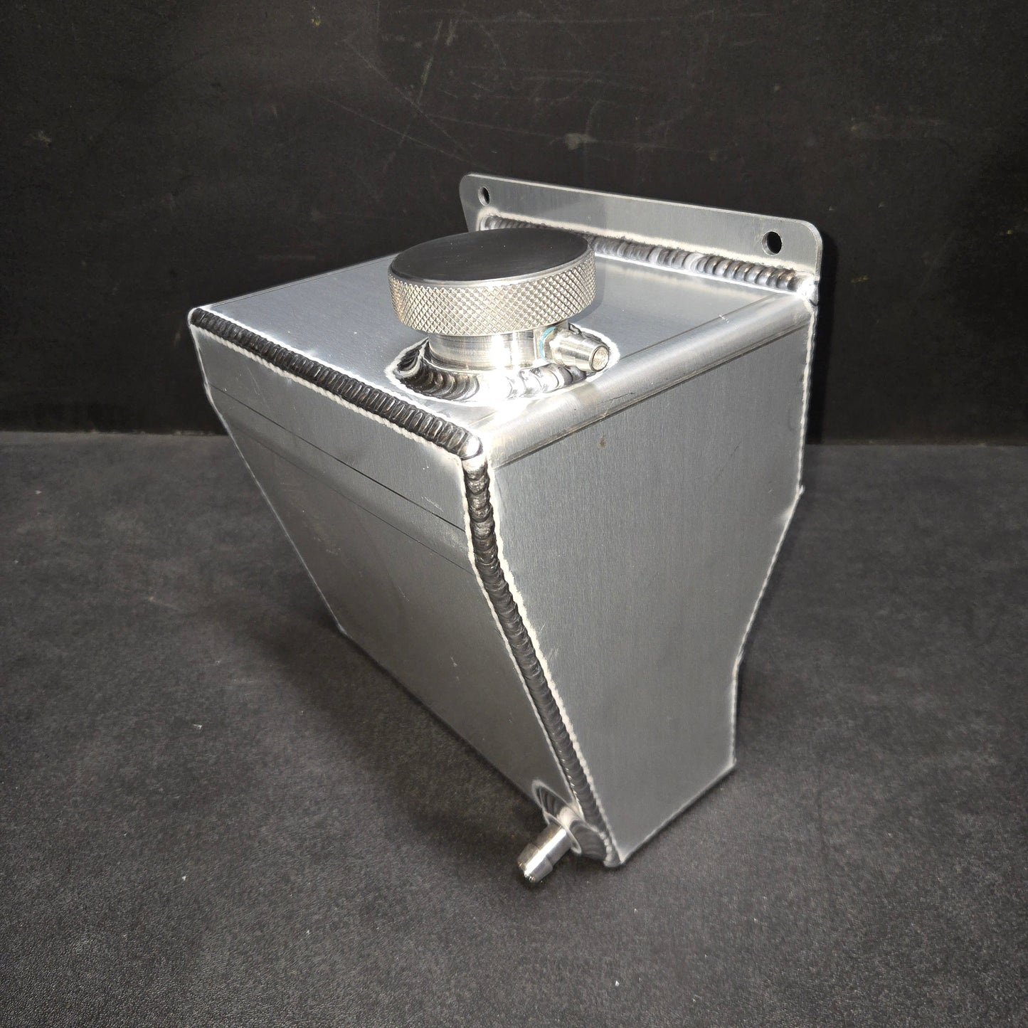 1988-1998 GMT400 Surge Tank (Pressurized)