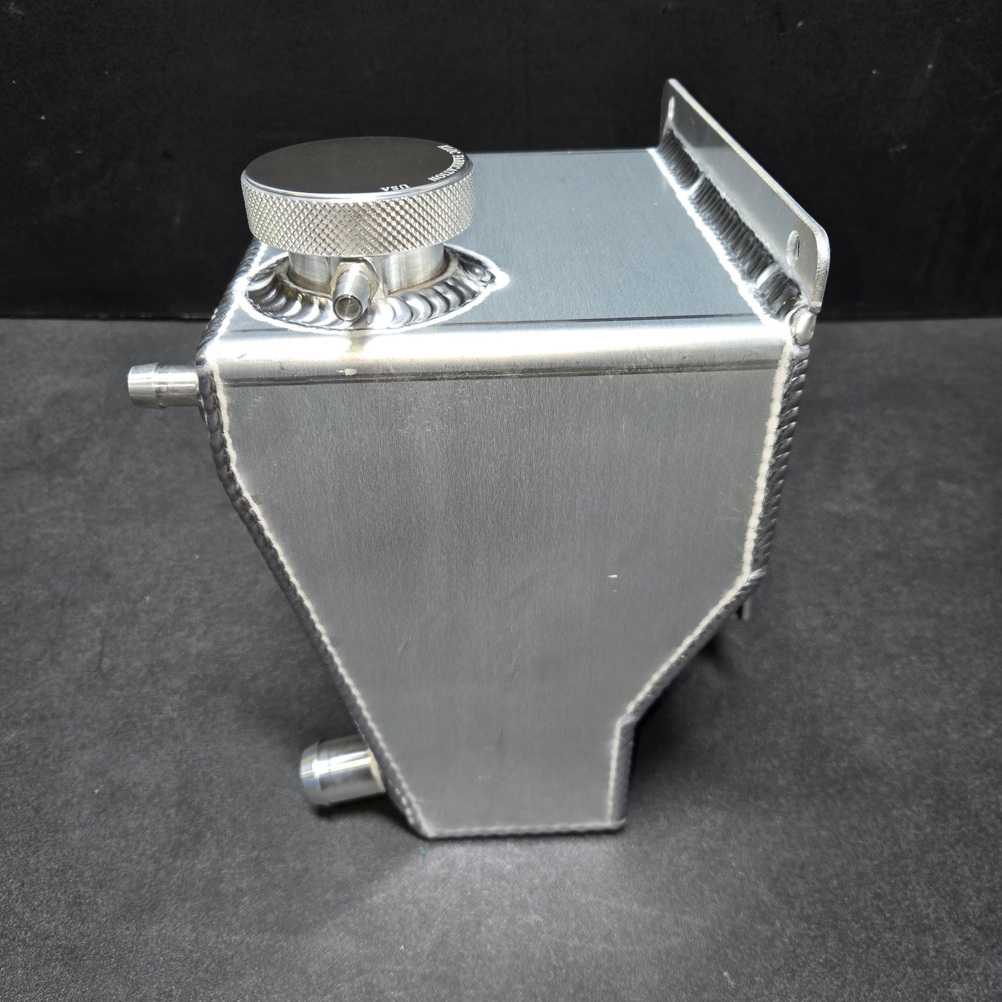 1988-1998 GMT400 (C/K1500) Pressurized Surge Tank